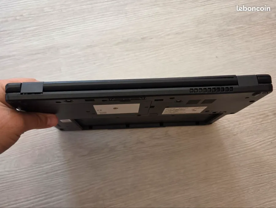 Ordinateur portable Fujitsu Lifebook E Series reconditionné, photo 5 sur 6